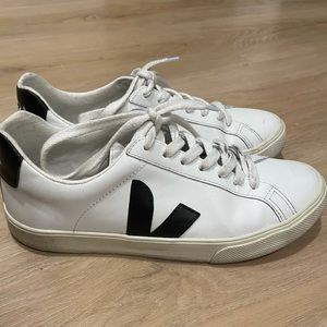 Veja Sneakers
